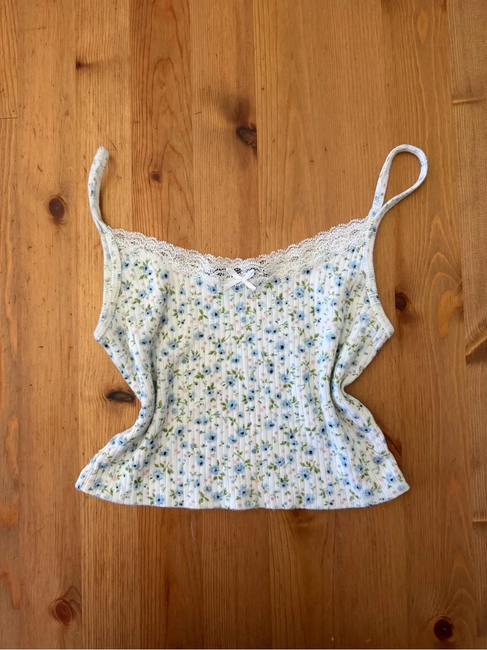 Brandy Melville White Floral Ribbed Lace-Trim Cami - Picture 1 of 2